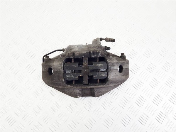 Суппорт передний правый bmw 6 g32