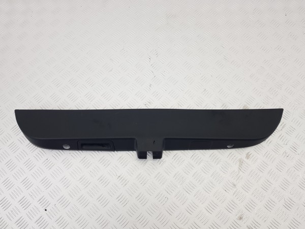 Обшивка крышки багажника mercedes e w214