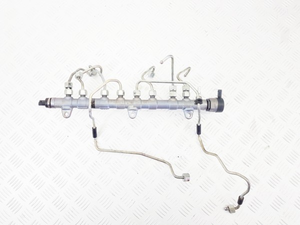 Топливная рампа bmw x7 g07