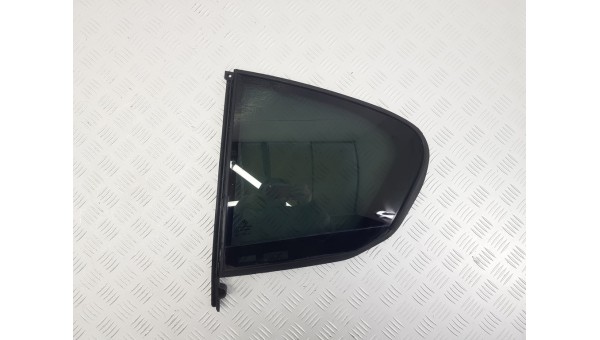 Стекло двери задней левой bmw 5 g30/g31