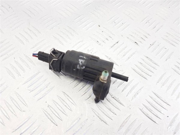 Насос (моторчик) омывателя стекла opel corsa d