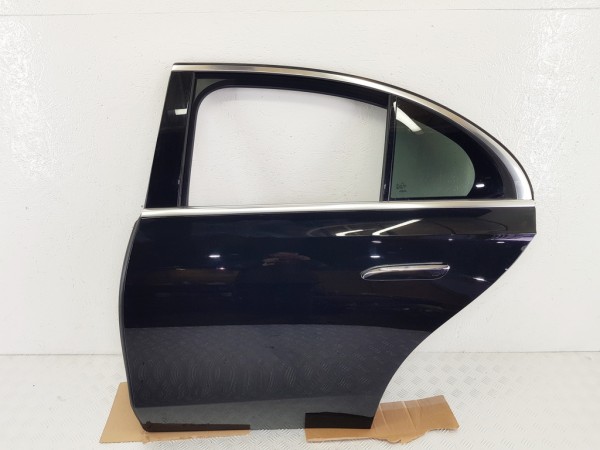 Дверь задняя левая mercedes e w214