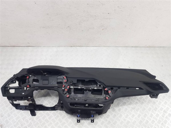 Панель передняя салона (торпедо) bmw 2 f44