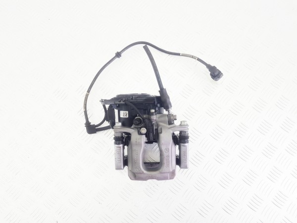 Суппорт задний правый mercedes e w214