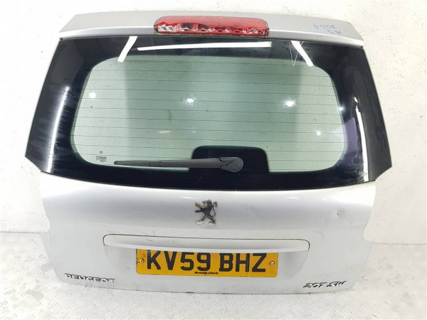 Крышка багажника peugeot 207