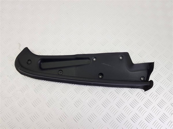 Водосток крышки багажника левый mercedes v w447