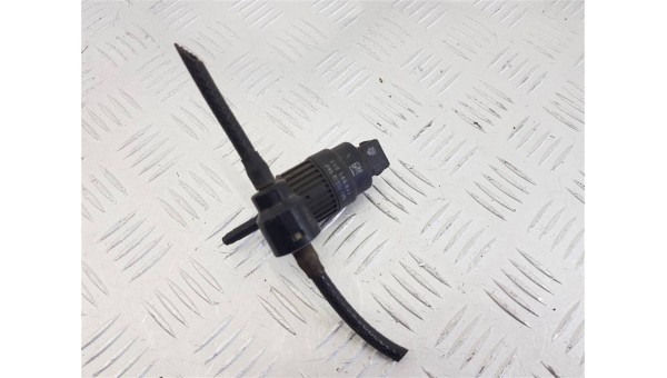 Насос (моторчик) омывателя стекла opel corsa c