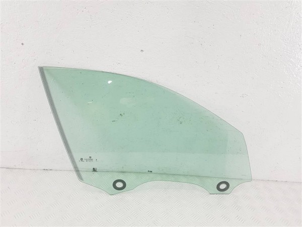 Стекло двери передней правой bmw 2 f44