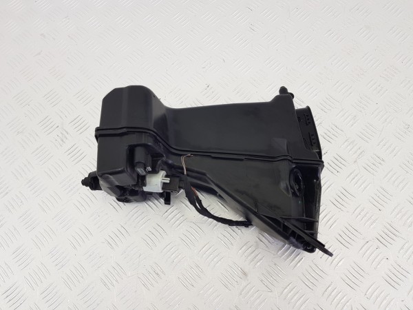 Бачок омывателя mercedes e w214