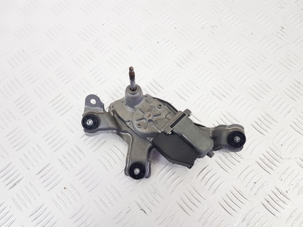 Моторчик заднего стеклоочистителя (дворника) toyota avensis