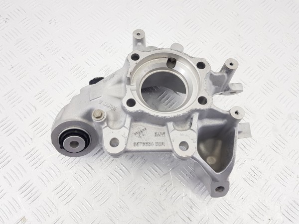 Кулак задний правый bmw x5 g05