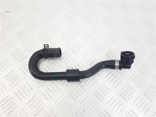 Патрубок радиатора bmw i8