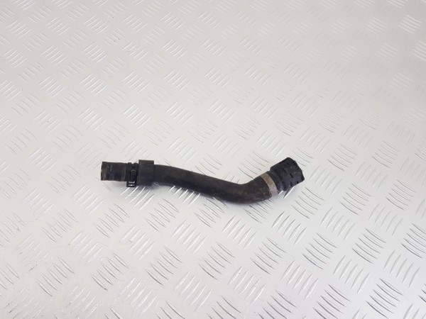 Патрубок расширительного бачка porsche macan