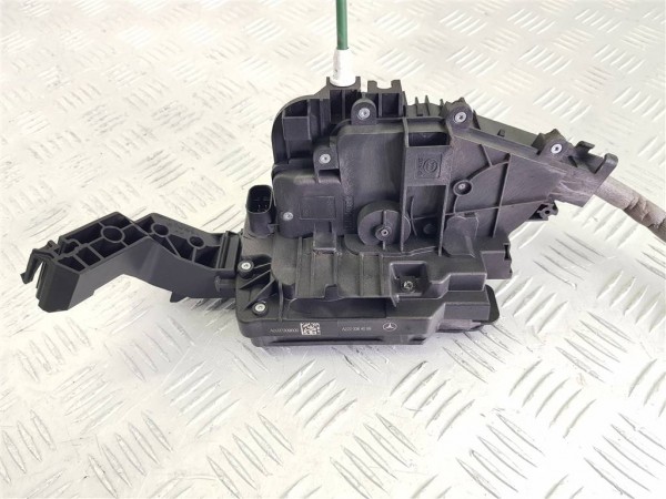 Замок двери задней правой mercedes glc x253