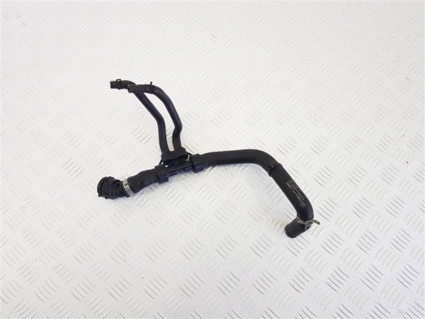 Патрубок радиатора mercedes glc x253