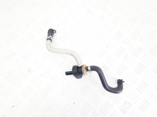 Клапан электромагнитный mercedes gla x156