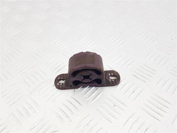 Кронштейн глушителя bmw i8