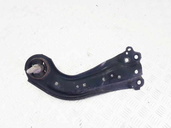 Рычаг задний правый lexus nx az20