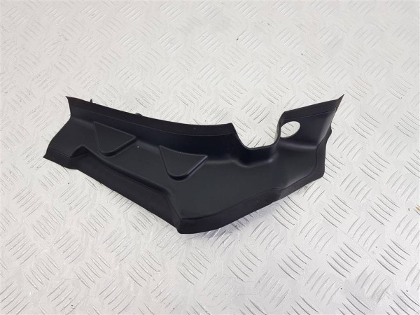 Водосток крышки багажника правый bmw x5 g05