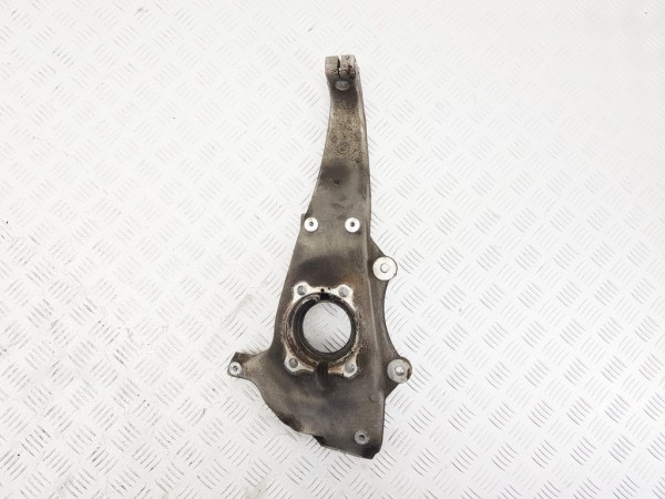 Кулак поворотный левый bmw 6 f06/f12/f13