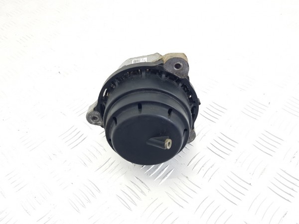 Подушка крепления двигателя (опора) bmw x5 g05