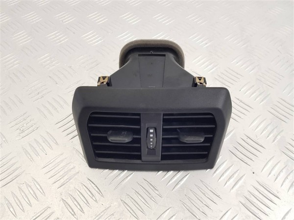 Дефлектор обдува салона bmw 2 f44