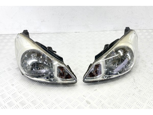 Фара передняя (комплект) hyundai i10