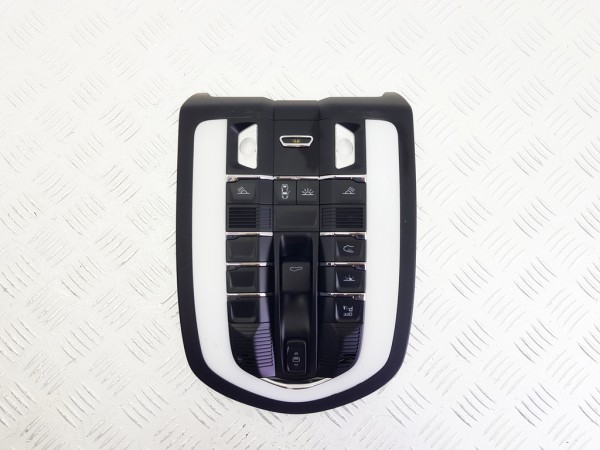 Фонарь салона (плафон) porsche macan