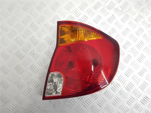 Фонарь задний правый hyundai accent