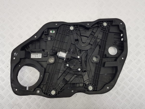 Стеклоподъемник передний правый kia stinger