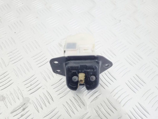 Замок багажника nissan juke