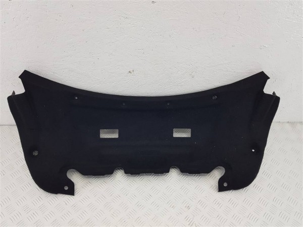 Обшивка крышки багажника mercedes c w205