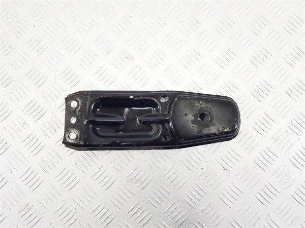 Кронштейн крепления балки подвески mercedes gle w167