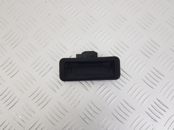 Кнопка открытия багажника bmw 4 g22/g23