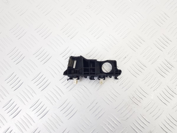 Кронштейн крепления бампера переднего kia stinger