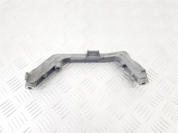 Кронштейн двигателя bmw i8