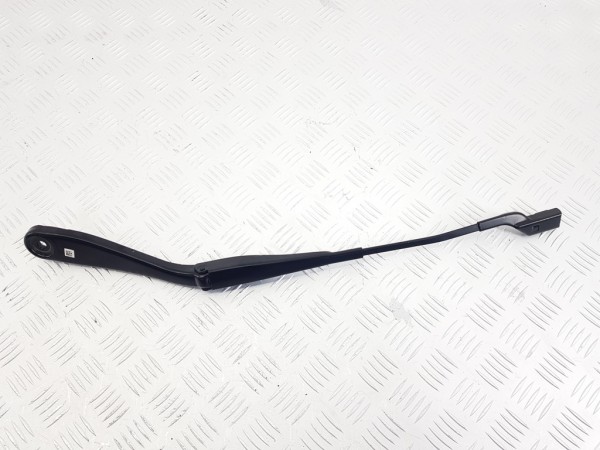 Щеткодержатель (поводок стеклоочистителя, дворник) bmw x6 g06