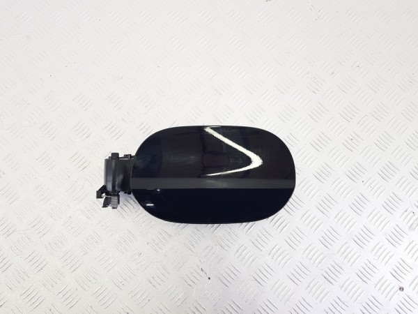 Лючок бензобака mercedes e w214