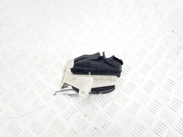 Замок двери передней правой ford mustang