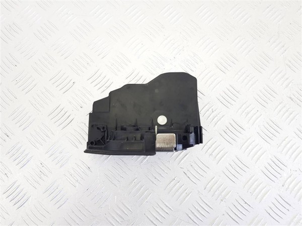Замок двери задней правой bmw 3 f30/f31/gt f34