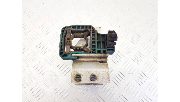 Кронштейн радиатора bmw 5 g30/g31