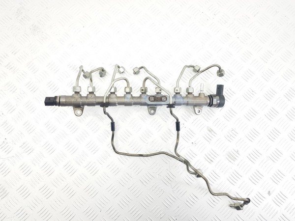 Топливная рампа bmw 5 g30/g31