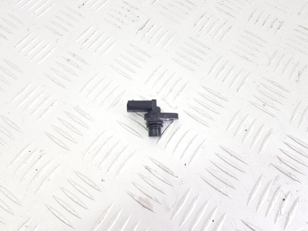 Датчик распредвала mercedes gla x156