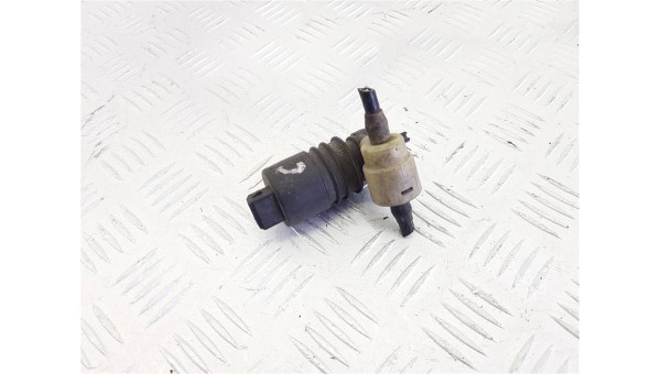 Насос (моторчик) омывателя стекла opel astra h