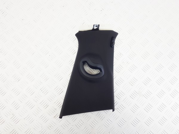 Обшивка стойки центральной правой bmw x6 g06