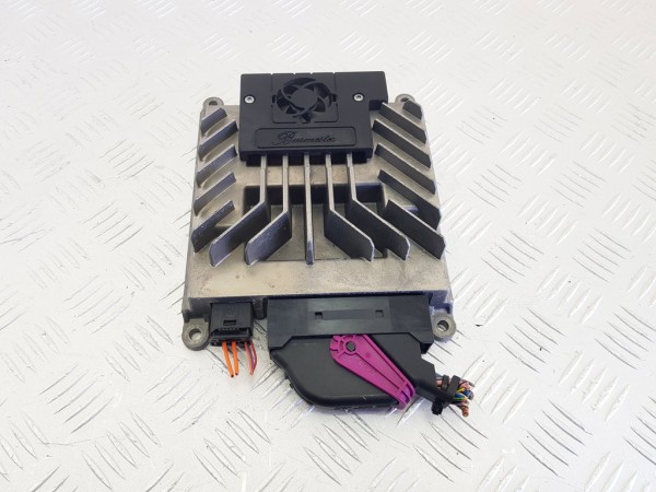 Усилитель музыкальный mercedes c w205