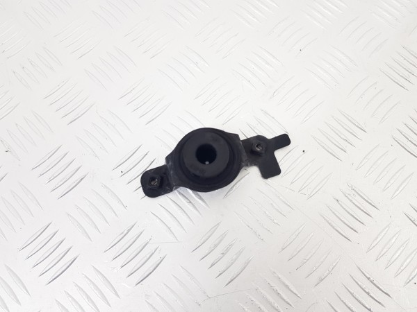 Кронштейн радиатора kia stinger