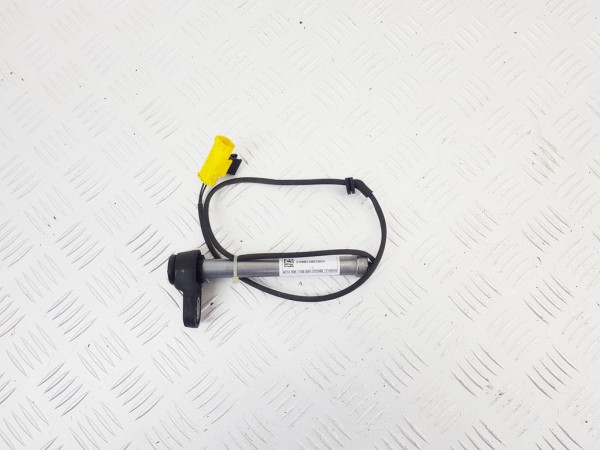 Пиропатрон петли капота mercedes e w214