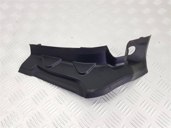 Водосток крышки багажника правый bmw x5 g05