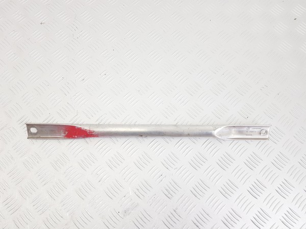 Распорка стоек mercedes e w214